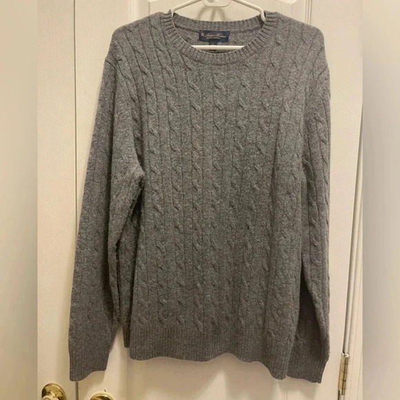 Brooks Brothers Lambswool Cable Crewneck Sweater. Great conditions gray color - Picture 4 of 12